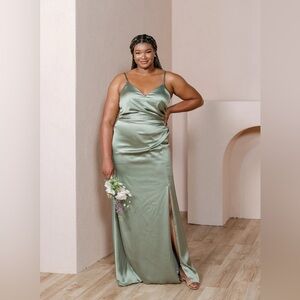 Brand New with Tags - Revelry Satin Silver Sage Rory Style